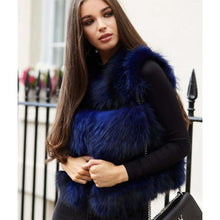 Load image into Gallery viewer, BFFUR 2019 Women Real Raccoon Fur Vest 100% Real Fur Vests Female Autumn Winter Waistcoat Park With Fur Solid Color Fur Coat